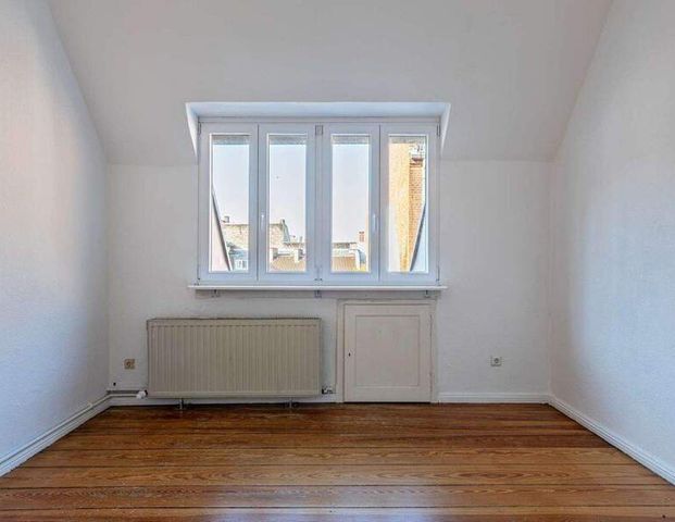 VORDERHAUS 4.OG / SÜDAUSRICHTUNG / BALKON / ALTBAU - Photo 1