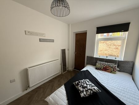 1 Bed Flat, Percy Road, LE2 - Photo 4