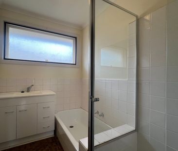 Quaint, Low Maintenance & Impeccably Positioned - Photo 5