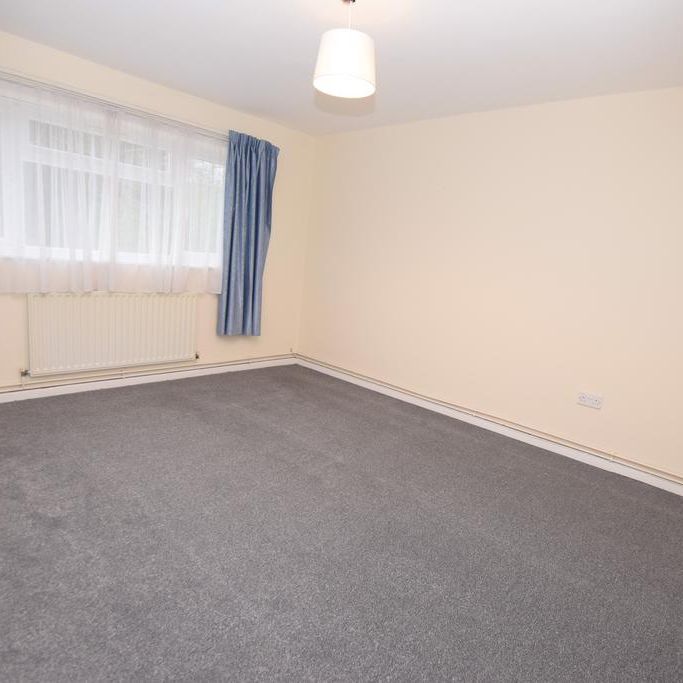 2 bedroom maisonette to rent - Photo 1