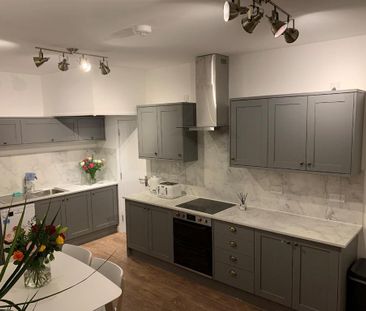 1 bedroom in a house share to rent - Photo 6