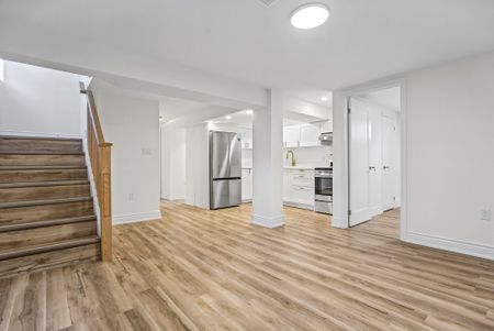 For Lease - 156 E36th Street Unit# Lower, Hamilton, Ontario - Photo 5