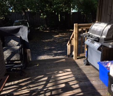 1 - 583 Mcleod Street - Photo 3