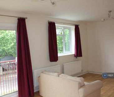 3 bedroom maisonette to rent - Photo 1