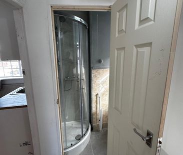 Room in a Shared House, Carlyon Road, HA0 - Photo 3