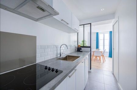 Location Appartement 1 pièce Meublé 41m² LA ROCHELLE 17000 - Photo 5
