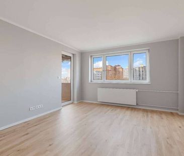 Umfassend sanierte 2-Zimmer Wohnung mit maßgefertigter Einbauküche! - Photo 1