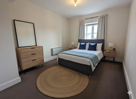 2 bedroom flat to rent - Photo 2