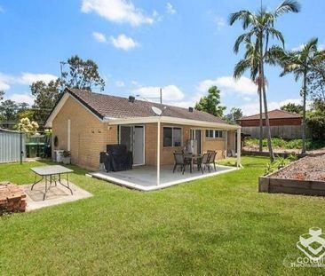 3 large bedrooms house in this great area - Photo 1