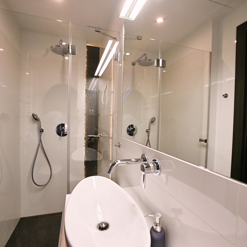 angel wawel - Photo 1