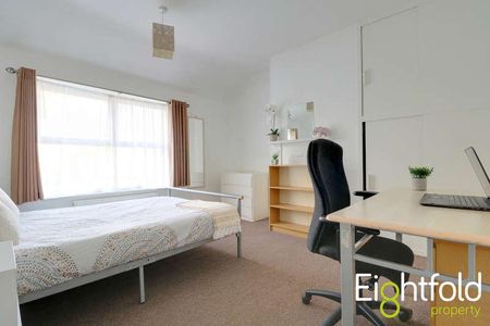 Coombe Road, Brighton, East Sussex, BN2 - Photo 5