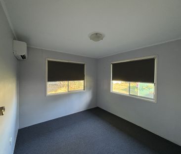 3 BEDROOM HOME - CENTRAL LOCATION! 1 Weeks Free Rent - Photo 6