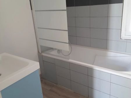 Location Appartement 2 pièces 27 m2 à Perpignan - Photo 4