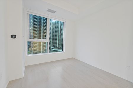 For Lease - 60 Central Park Roadway N/A Unit# 1005, Toronto, Ontario - Photo 2