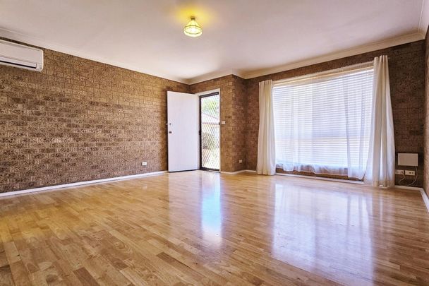 Comfortable Two-Bedroom Unit With A Courtyard - Photo 1