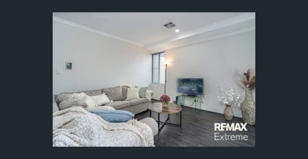 4x2 Modern Smart Home - Photo 3