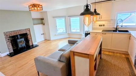 162C Seacliff Road, Bangor, BT20 5EZ - Photo 2