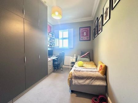 3 bedroom apartment to rent - Photo 5