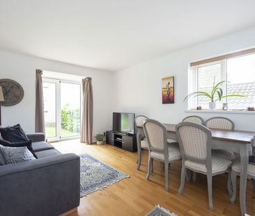 Available unfurnished from 22/12/2025 - Photo 2