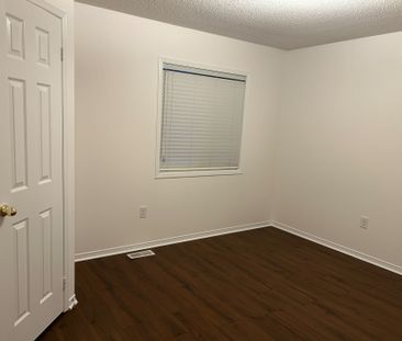 For Lease - 49 Malthouse Crescent, Ajax, Ontario - Photo 4