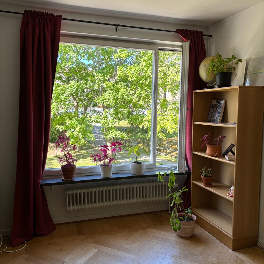 Indalsbacken, Vällingby - Foto 1