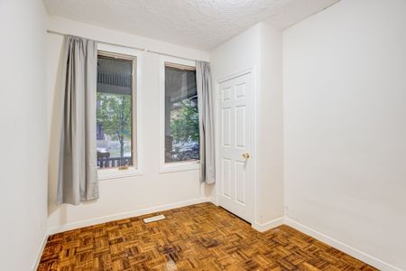 For Lease - 238 Saint Clarens Avenue Unit# Main, Toronto, Ontario - Photo 4