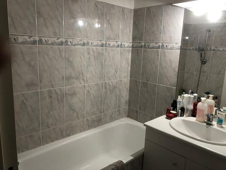 Location Appartement 2 pièces 49m² - Photo 3