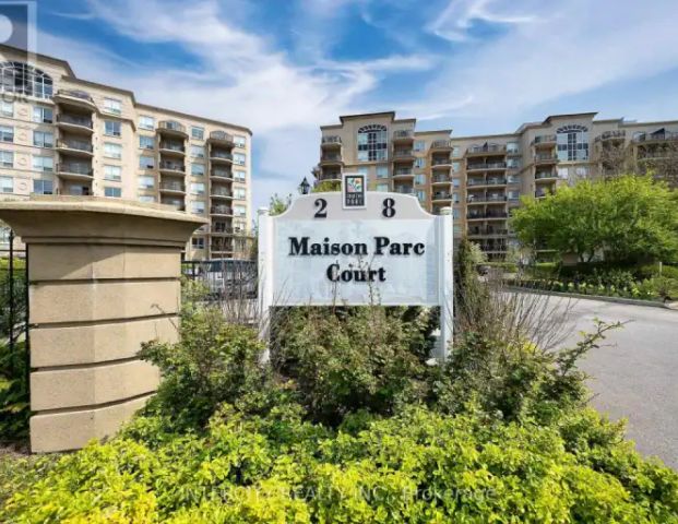 520 - 8 MAISON PARC COURT | 520 - 8 MAISON PARC COURT, Vaughan - Photo 1