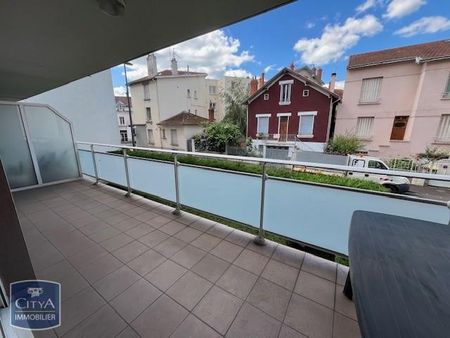 Location Appartement 2 pièces 46m² CHAMALIERES 63400 - Photo 4
