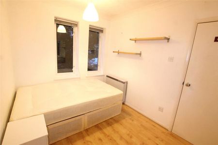 4 bedroom property to rent - Photo 2