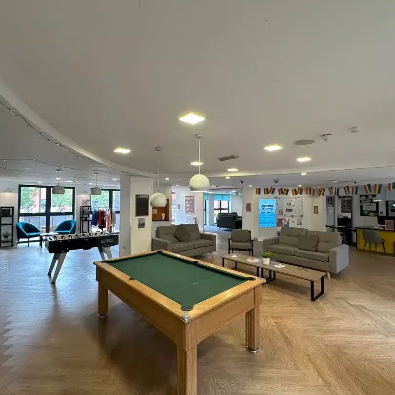 Silver Studio - Accessible - Photo 1