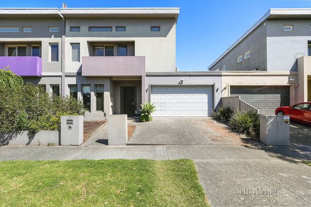 5 Treeby Boulevard, Mordialloc - Photo 1