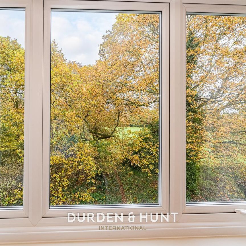 Hawsted, Buckhurst Hill - Photo 1