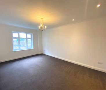 Hamilton Court, Fernhill Road, Blackwater, GU17 - Photo 2