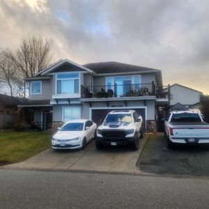 2 br - One Bathroom walk-out large Basement Suite (Campbell River) - Photo 2
