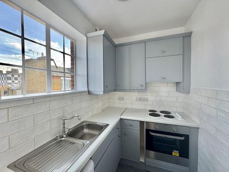 Studio to rent - Photo 3