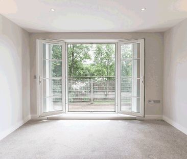 2 Bed Flat, George Street, M25 - Photo 4