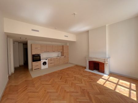 APPARTEMENT T4 A LOUER - LYON 2EME ARRONDISSEMENT - 80.94 m2 - 1 820 € charges comprises par mois - Photo 5