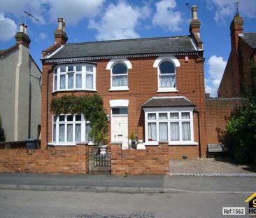 Runnemede Road, Egham, Surrey, TW20 - Photo 1