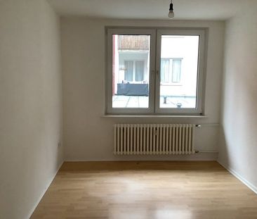 City-Wohnung mit 75,54m² ruhig im Hinterhaus gelegen - Photo 1