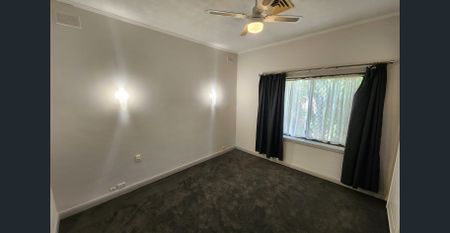 Private Low Maintenance Property In Woodville Gardens - Photo 4