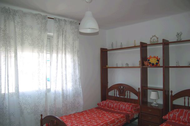 Apartment for rent in Nerja, Málaga, Spain - Photo 1