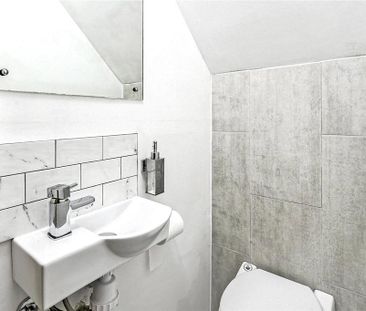 2 bedroom semi-detached house to rent - Photo 3