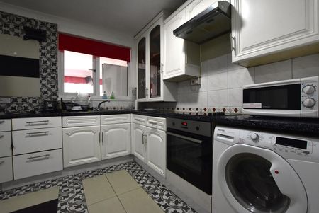 Tresham Crescent, London, NW8 - Photo 4