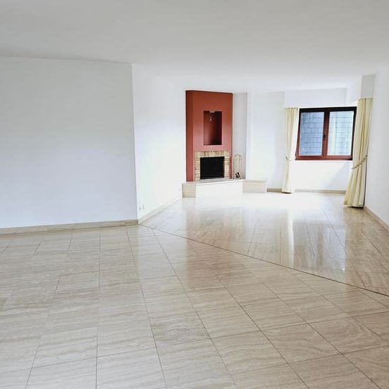 Appartement te huur - Photo 1