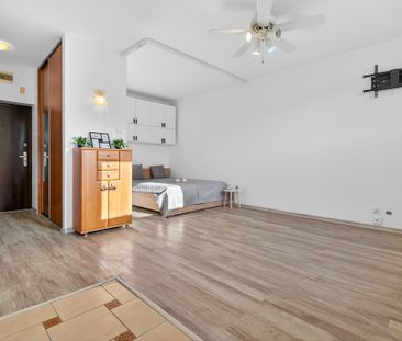 32m2 - przestronna kawalerka, dobry standard! - Фото 6