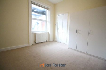 2 Bedroom Apartment - First Floor - Photo 3