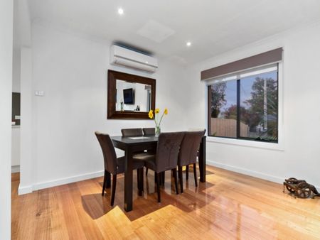 THREE BEDROOM FAMILY HOME - Photo 5