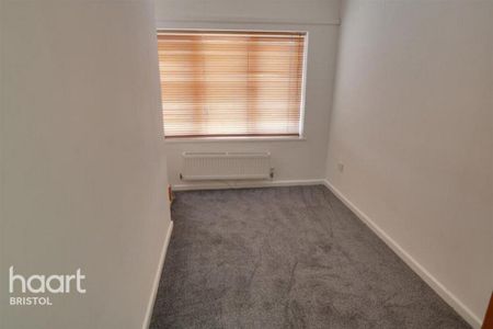 3 bedroom apartment to rent - Photo 5