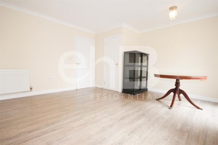 St. Peters Way, Stratford-Upon-Avon - Photo 2